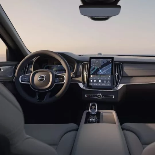 NEW XC90 Mobile 1080x1080-10